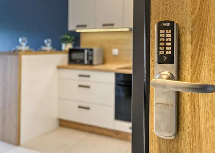 Turkusowy Izerskie Gory * Swieradow-Zdroj